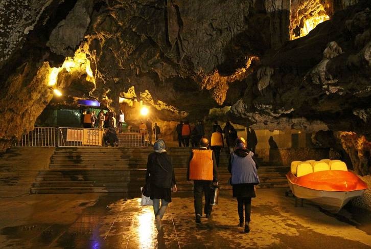 غار علیصدر عجیب ترین غار آبی دنیا