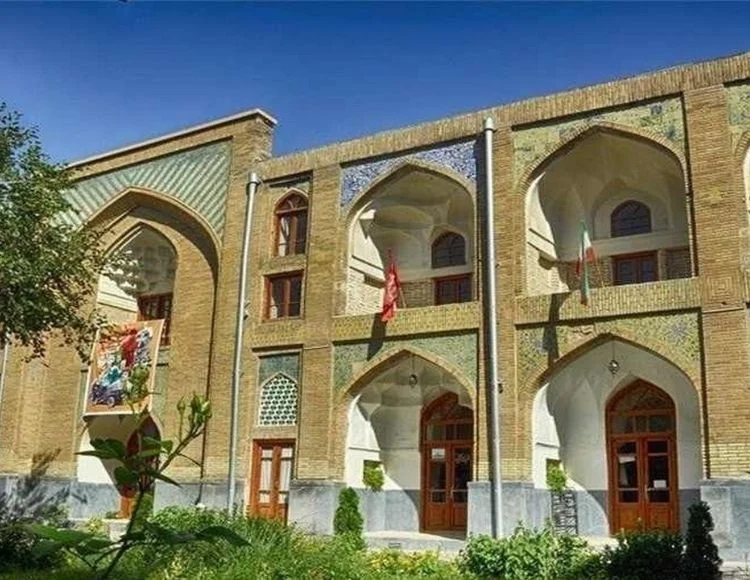 مدرسه عباسقلی خان