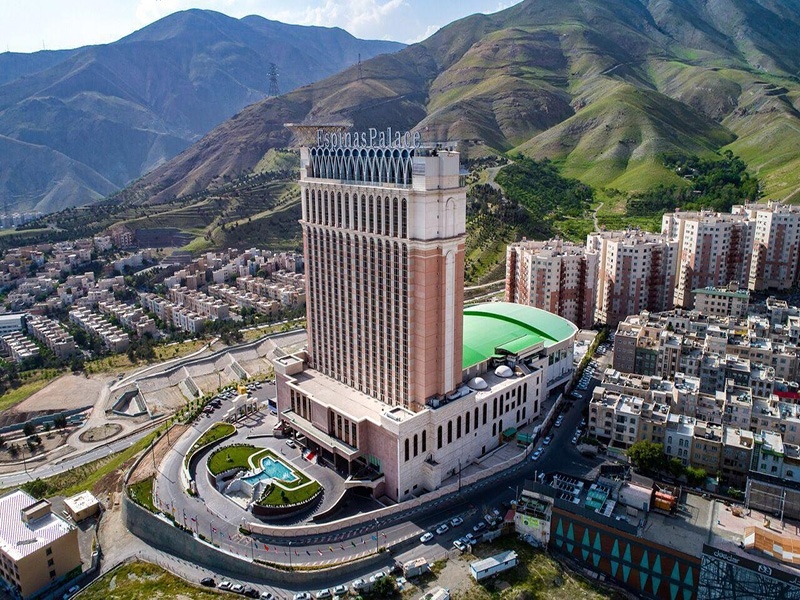 هتل‌ 5 ستاره اسپیناس پالاس تهران