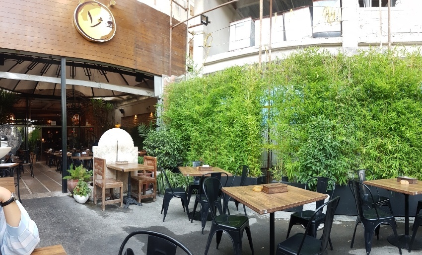 کافه ژوان تهران روف گاردن تهران