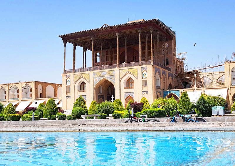 کاخ عالی قاپو اصفهان و قدمتی طولانی
