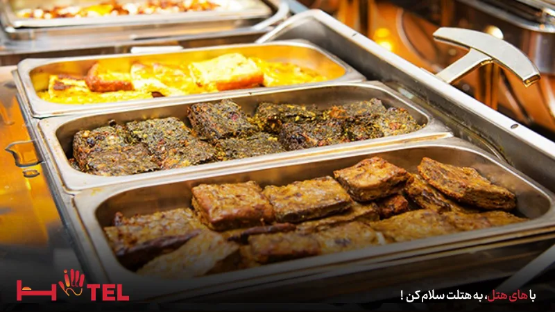 صبحانه گرم رستوران هتل قصرطلایی مشهد