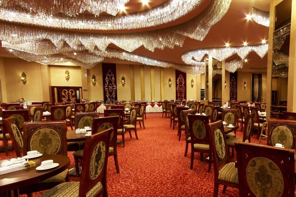 سالن دیپلمات هتل درویشی مشهد