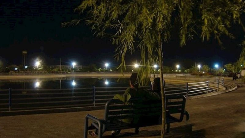 شب نشینی در پارک‌های مشهد