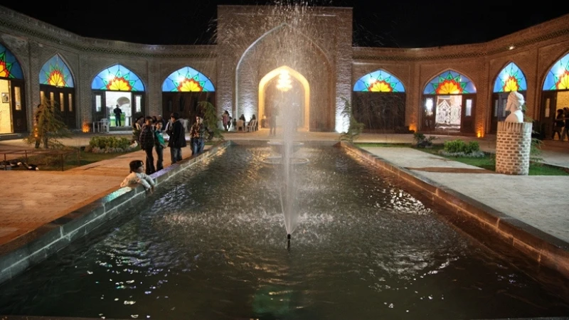 بازارچه سنتی و کاروانسرای قدیمی بابا قدرت مشهد
