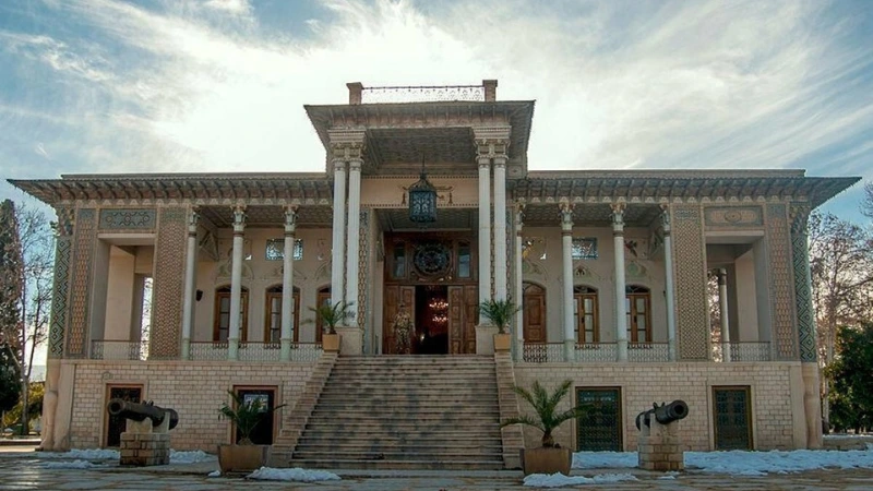 کاخ موزه محمد رضا شاه در ملک آباد مشهد