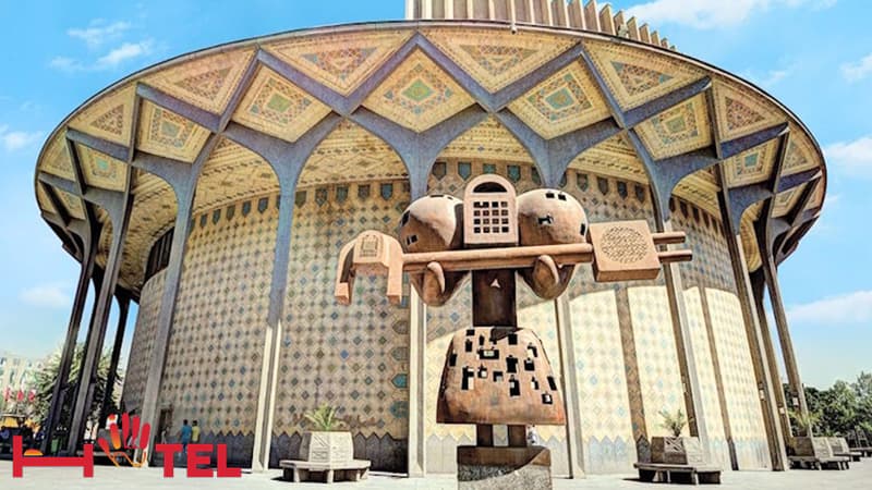 معماری زیبای تئاتر شهر تهران