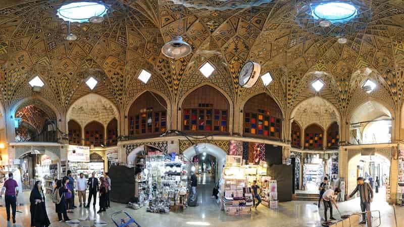 بازار بزرگ تهران و طرح سنتی آن