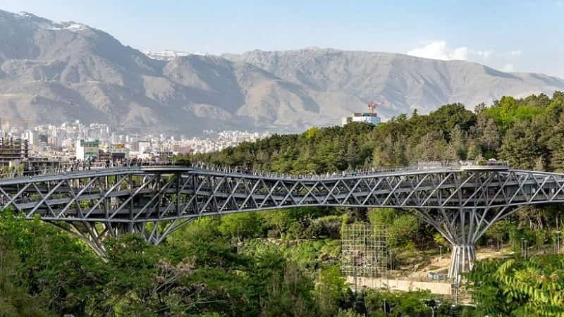 پل طبیعت تهران کجاست؟