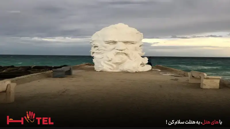 مجسمه ساحل سیمرغ کیش