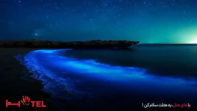 جزیره هرمز در شب