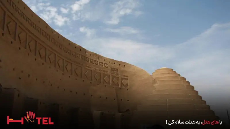 معماری یخدان مویدی کرمان