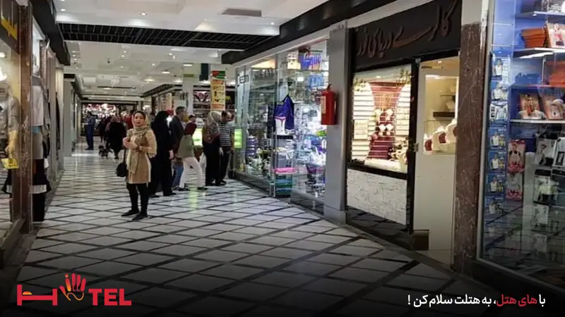 مغازه های بازار پانیذ کیش