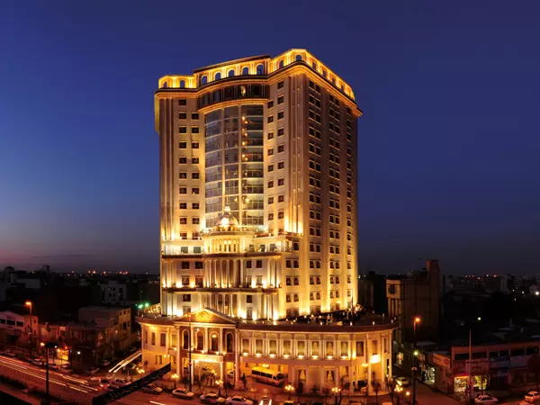 هتل قصر طلایی مشهد ( گلدن پالاس )
