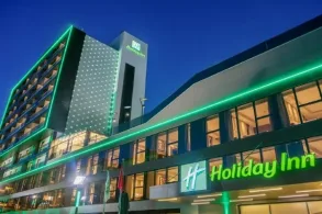 هتل هالیدی این لارا آنتالیا